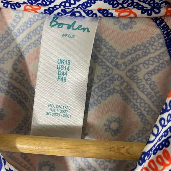 Boden Swim Shirt Rash Guard US Size 14 Style WF003 Geometric Print Blue Orange - Picture 3 of 7